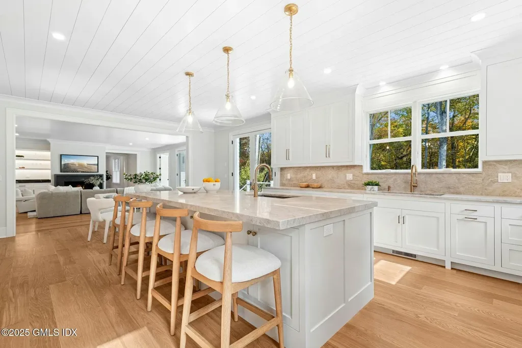 10 Stony Brook Road Darien CT 06820