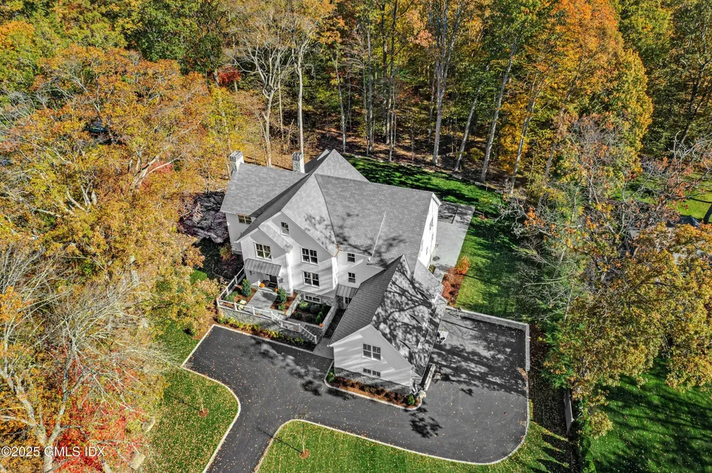 10 Stony Brook Road Darien CT 06820