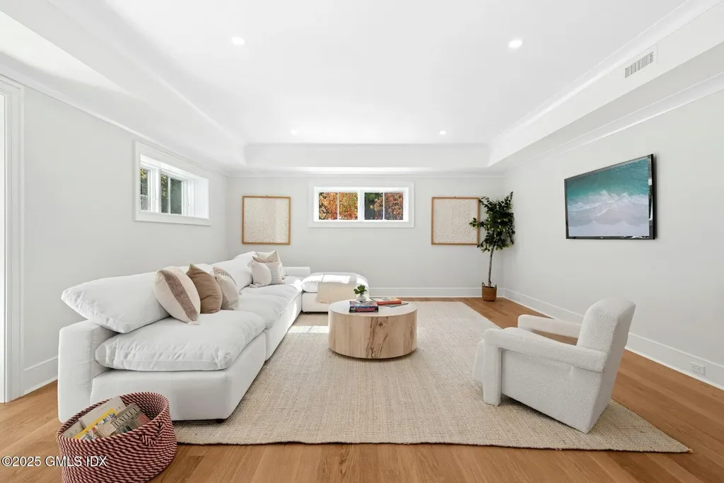 10 Stony Brook Road Darien CT 06820