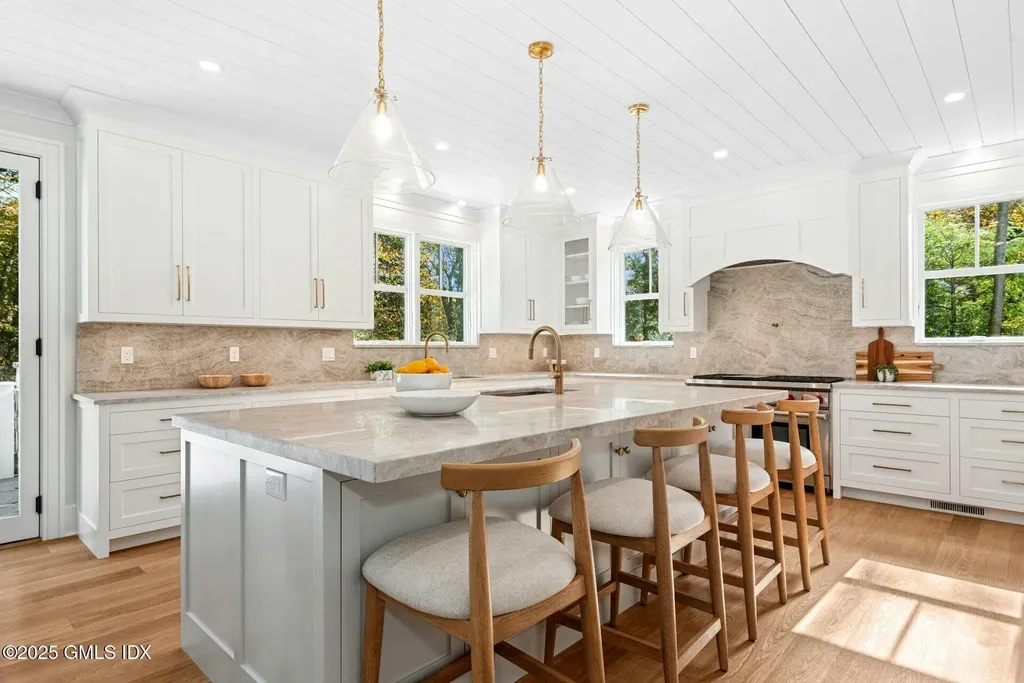 10 Stony Brook Road Darien CT 06820