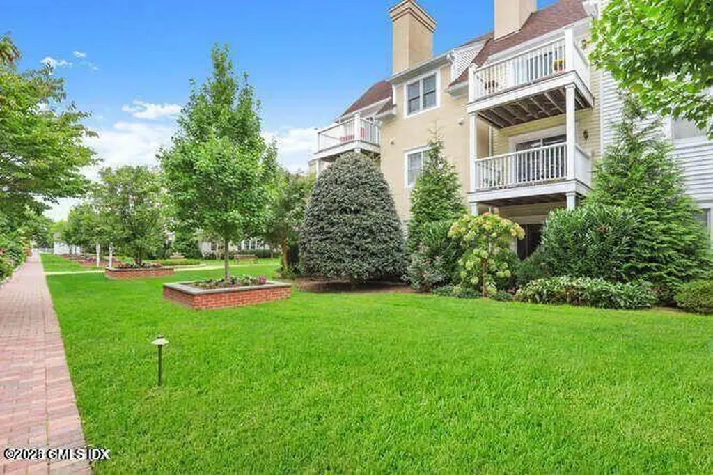 51 Forest Avenue Old Greenwich CT 06870