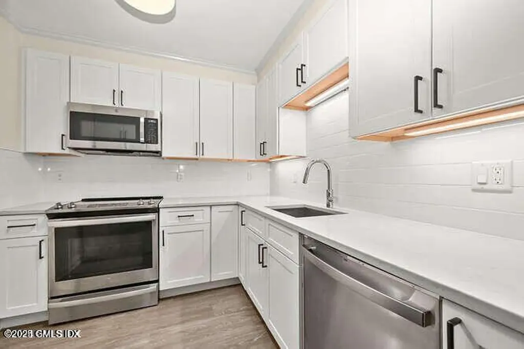 51 Forest Avenue Old Greenwich CT 06870