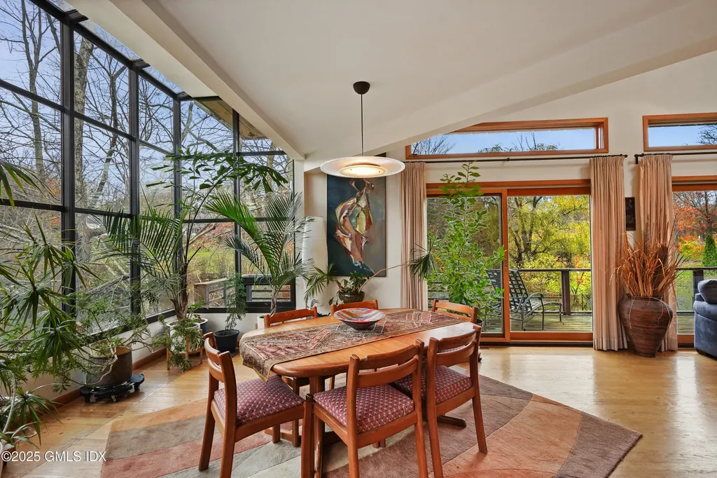 198 E Middle Patent Road Greenwich CT 06831