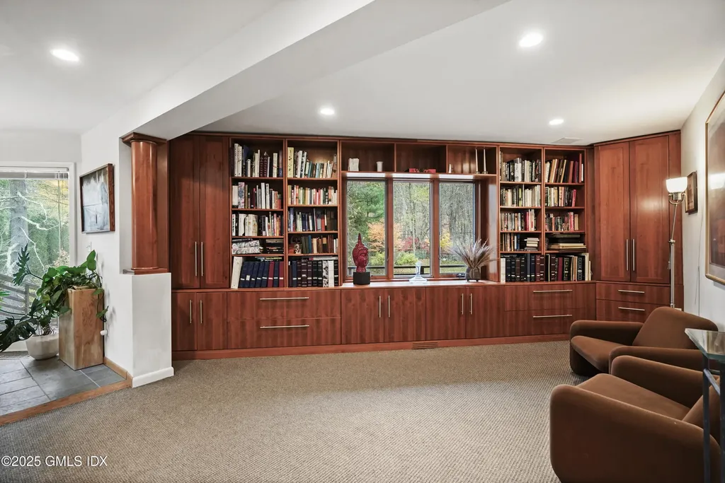 198 E Middle Patent Road Greenwich CT 06831