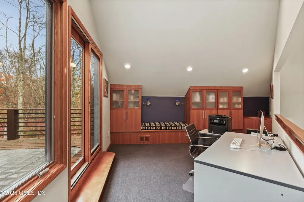 198 E Middle Patent Road Greenwich CT 06831