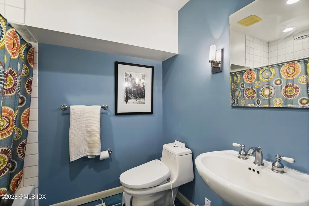 198 E Middle Patent Road Greenwich CT 06831