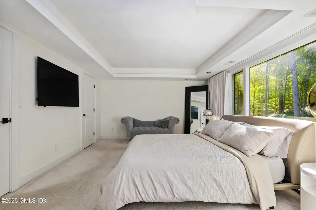 210 Red Fox Road Stamford CT 06903