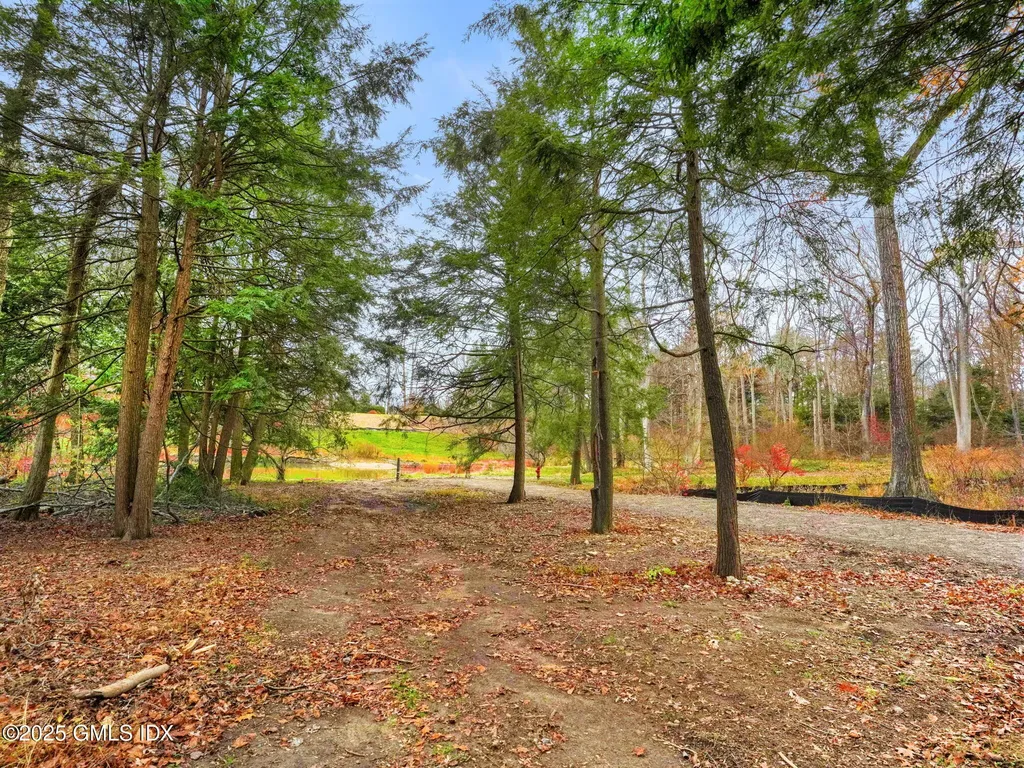 48 Brookwood Lane New Canaan CT 06840