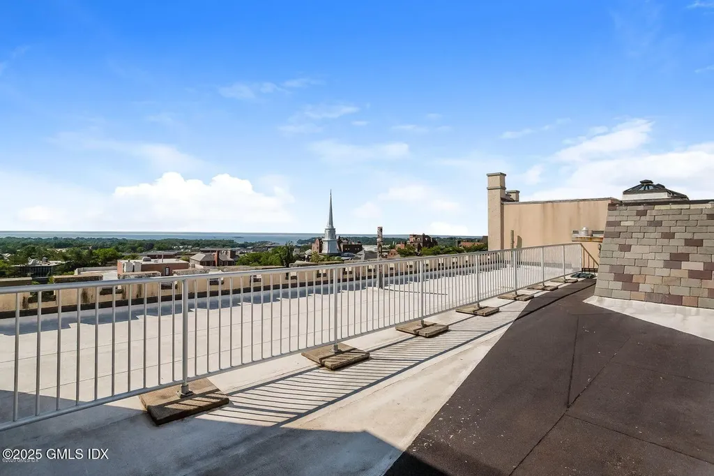 47 Lafayette Place Greenwich CT 06830