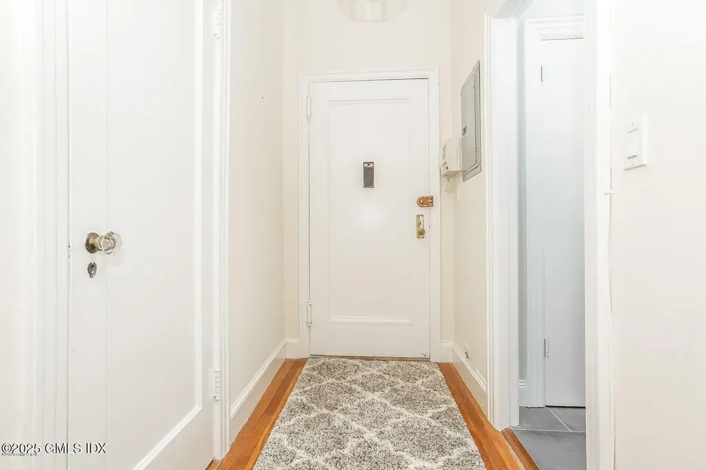 47 Lafayette Place Greenwich CT 06830