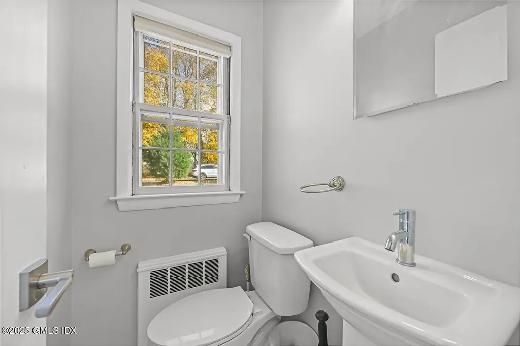 233 Palmer Hill Road Old Greenwich CT 06870