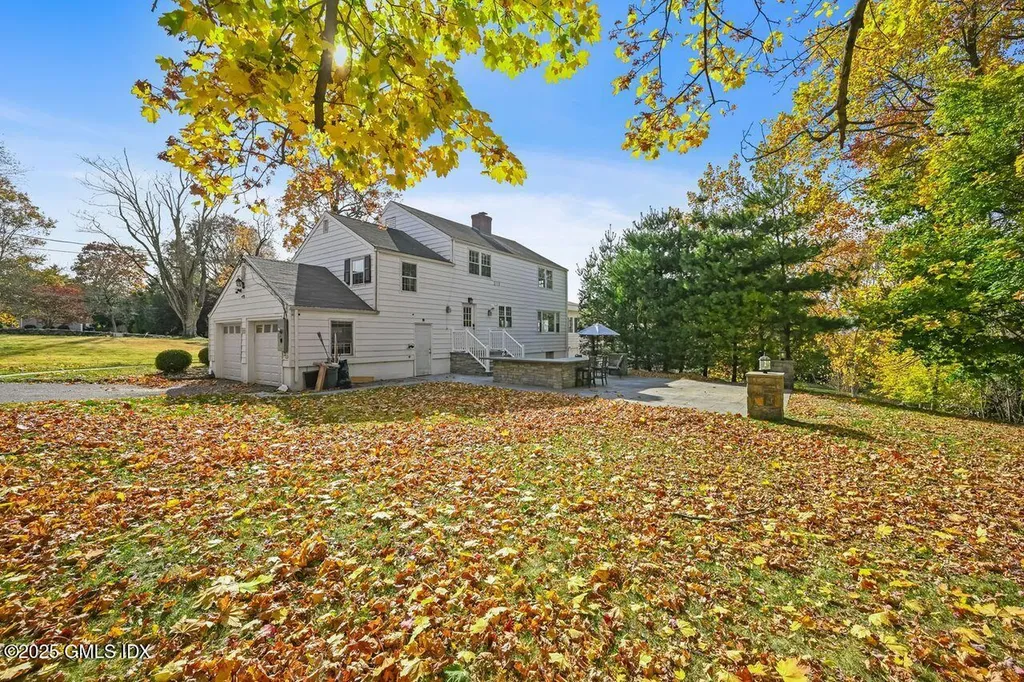 233 Palmer Hill Road Old Greenwich CT 06870