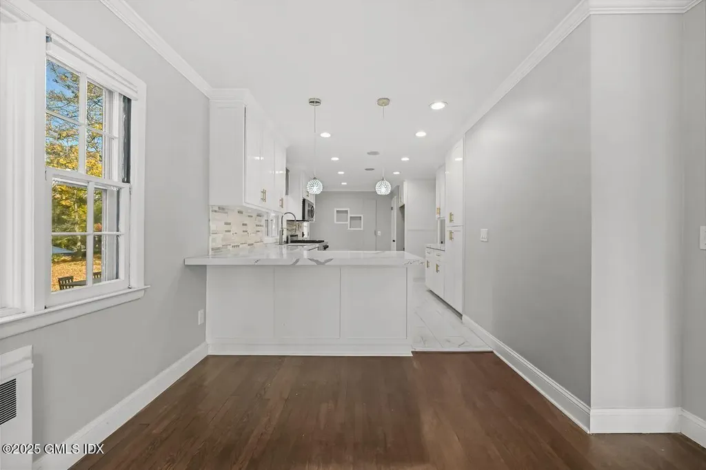 233 Palmer Hill Road Old Greenwich CT 06870