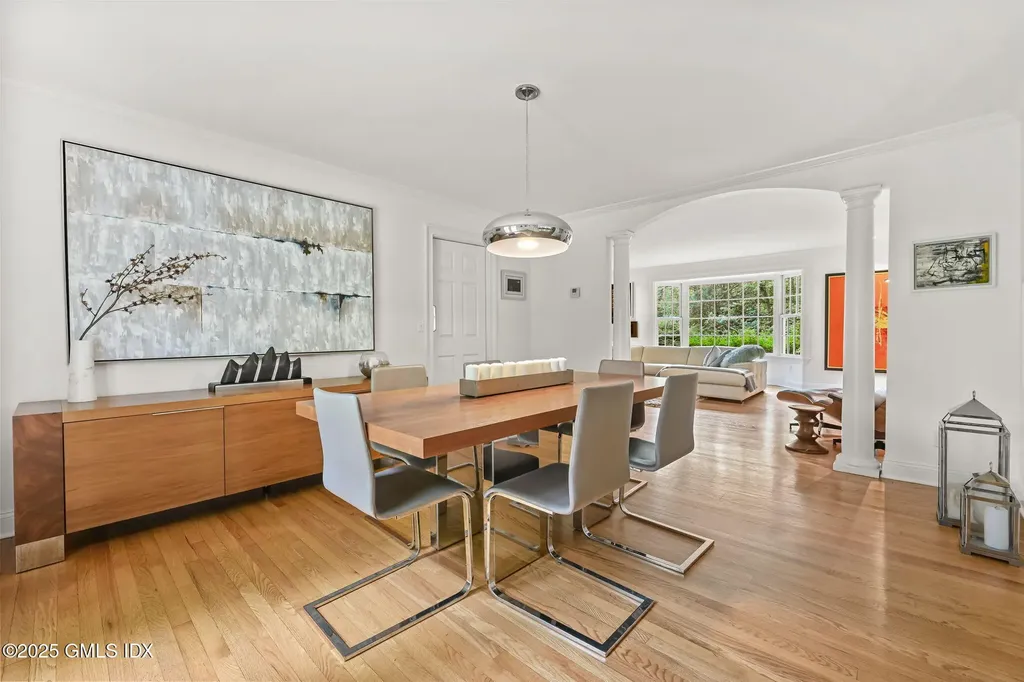 12 Wooddale Road Greenwich CT 06830