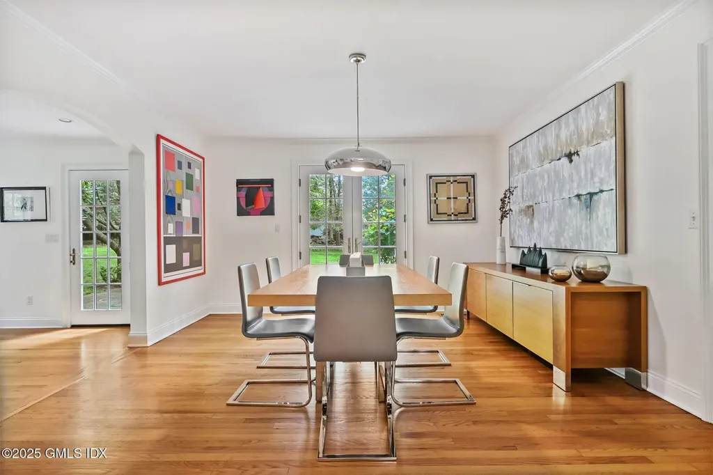 12 Wooddale Road Greenwich CT 06830