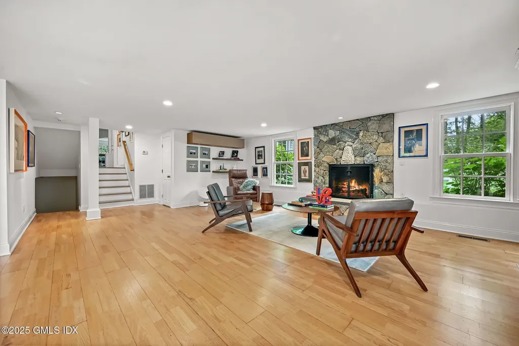 12 Wooddale Road Greenwich CT 06830