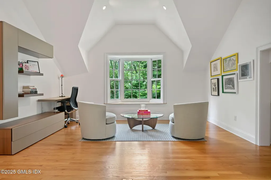 12 Wooddale Road Greenwich CT 06830