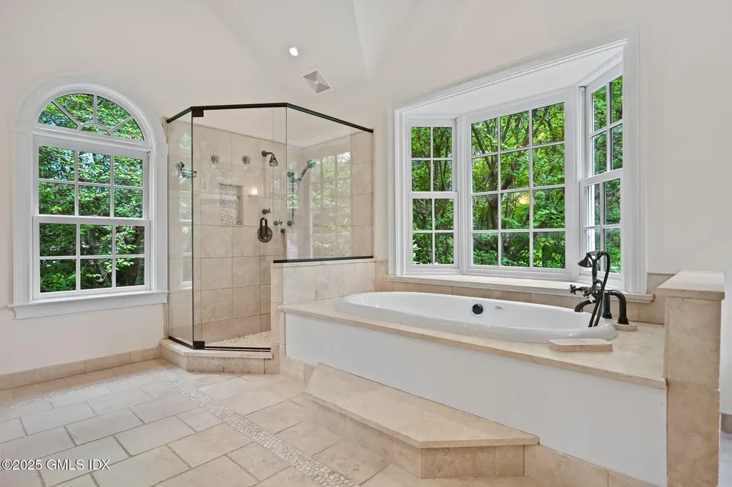 12 Wooddale Road Greenwich CT 06830