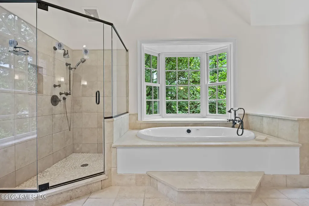 12 Wooddale Road Greenwich CT 06830