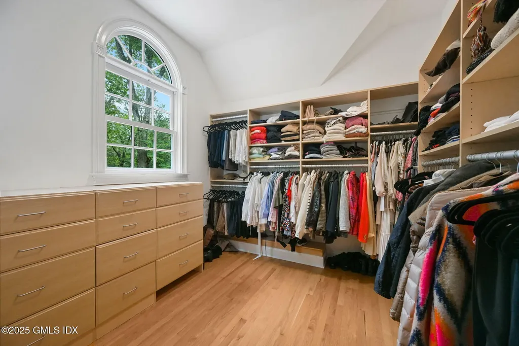 12 Wooddale Road Greenwich CT 06830