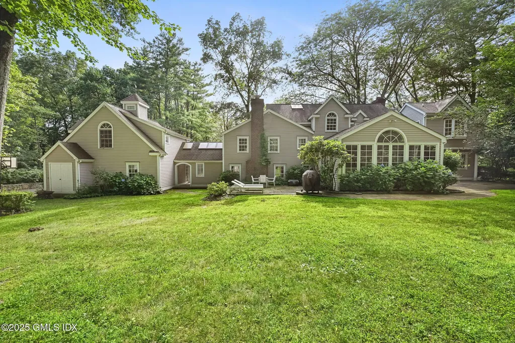 12 Wooddale Road Greenwich CT 06830