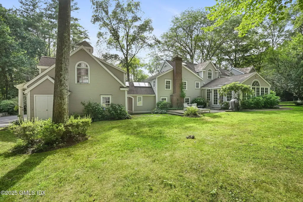 12 Wooddale Road Greenwich CT 06830