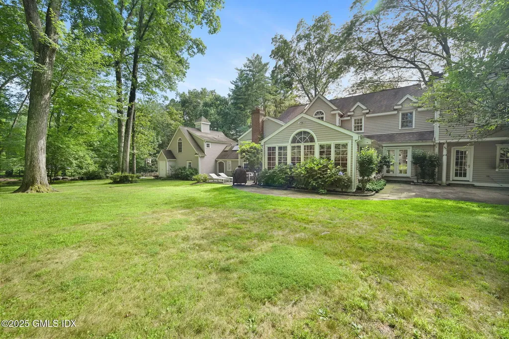 12 Wooddale Road Greenwich CT 06830