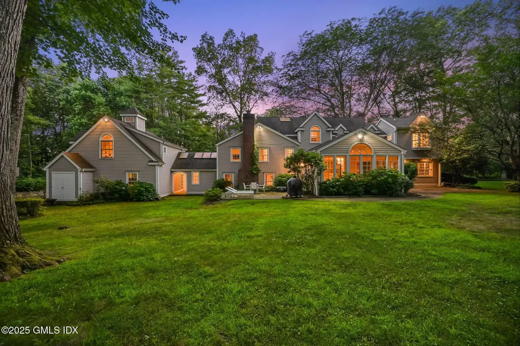 12 Wooddale Road Greenwich CT 06830