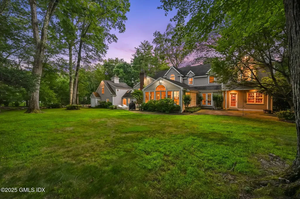 12 Wooddale Road Greenwich CT 06830