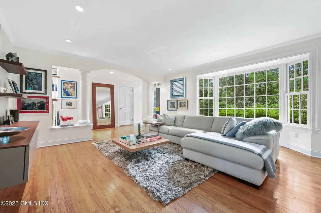 12 Wooddale Road Greenwich CT 06830