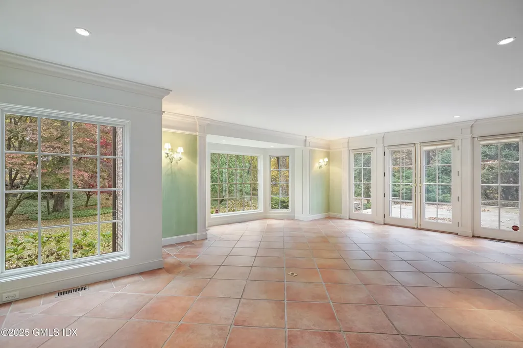 583 Lake Avenue Greenwich CT 06830