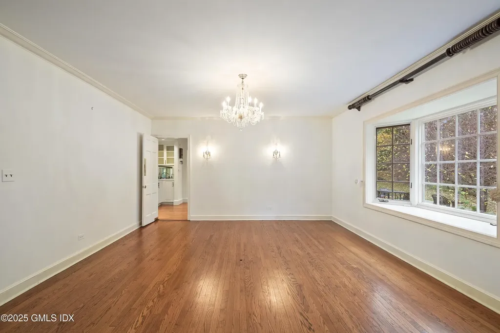 583 Lake Avenue Greenwich CT 06830