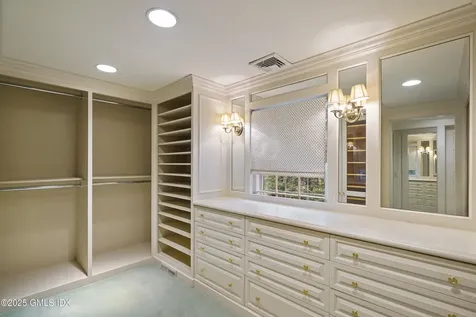 583 Lake Avenue Greenwich CT 06830