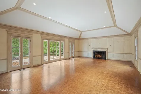 583 Lake Avenue Greenwich CT 06830
