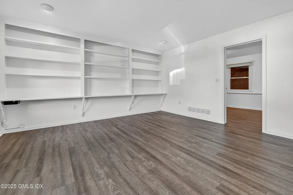 55 Locust Street Greenwich CT 06830