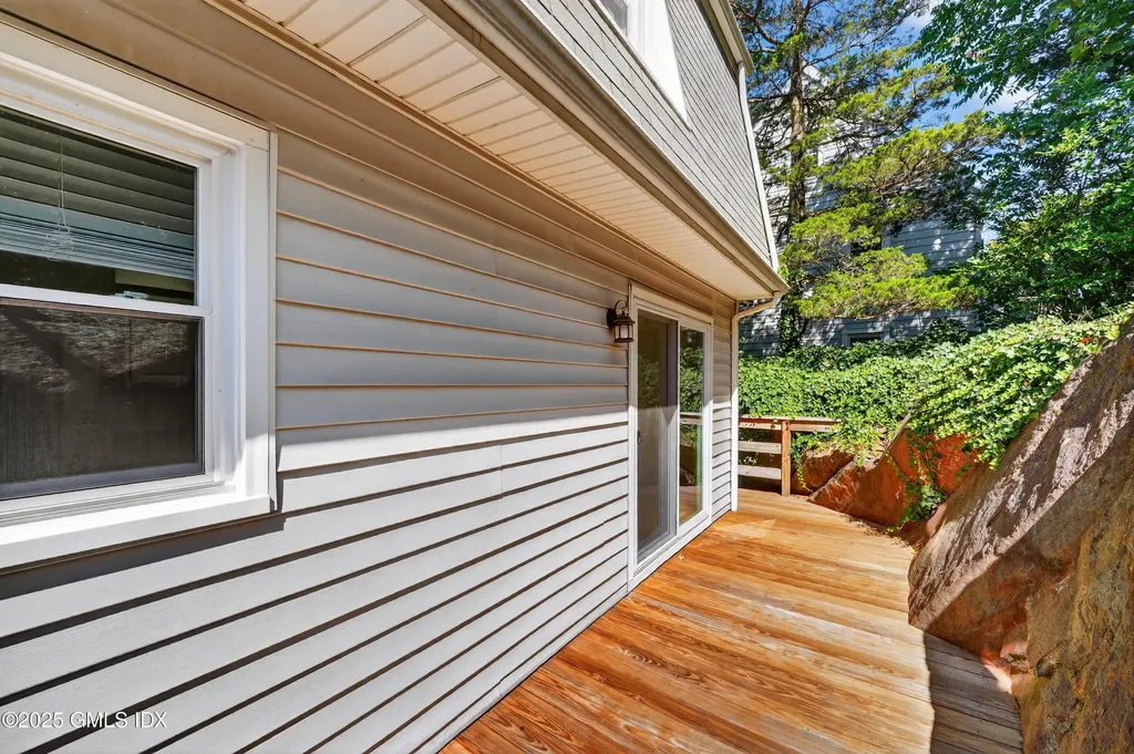 55 Locust Street Greenwich CT 06830