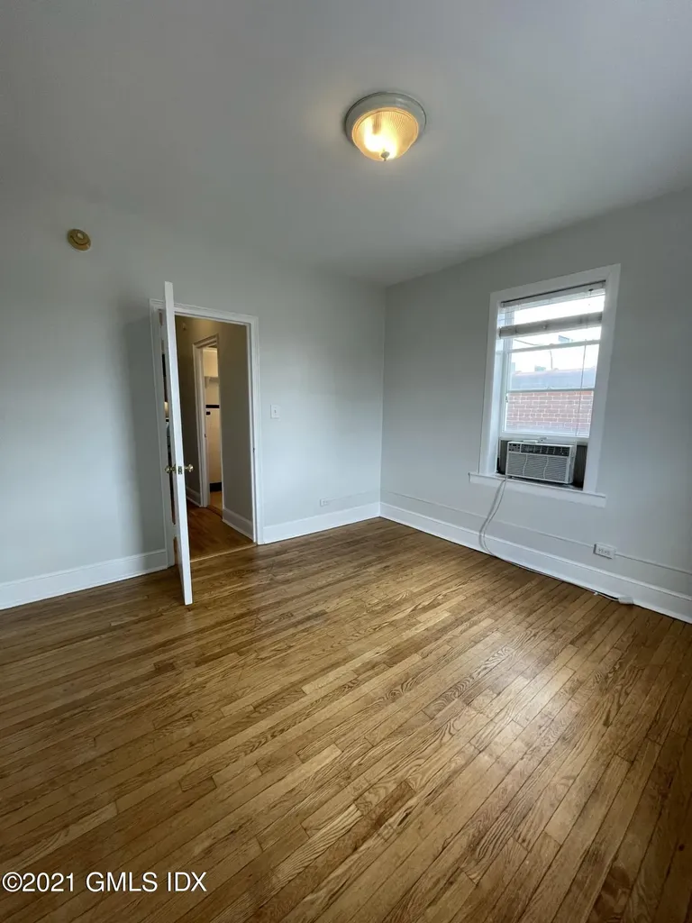 271 Greenwich Avenue Greenwich CT 06830