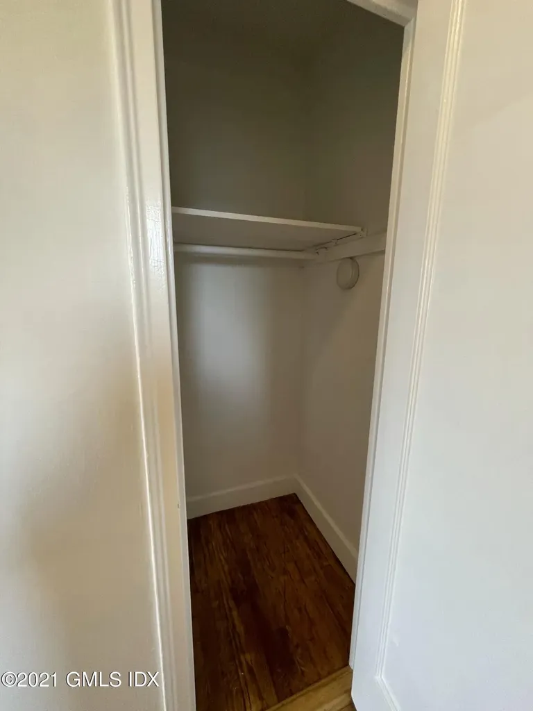 271 Greenwich Avenue Greenwich CT 06830