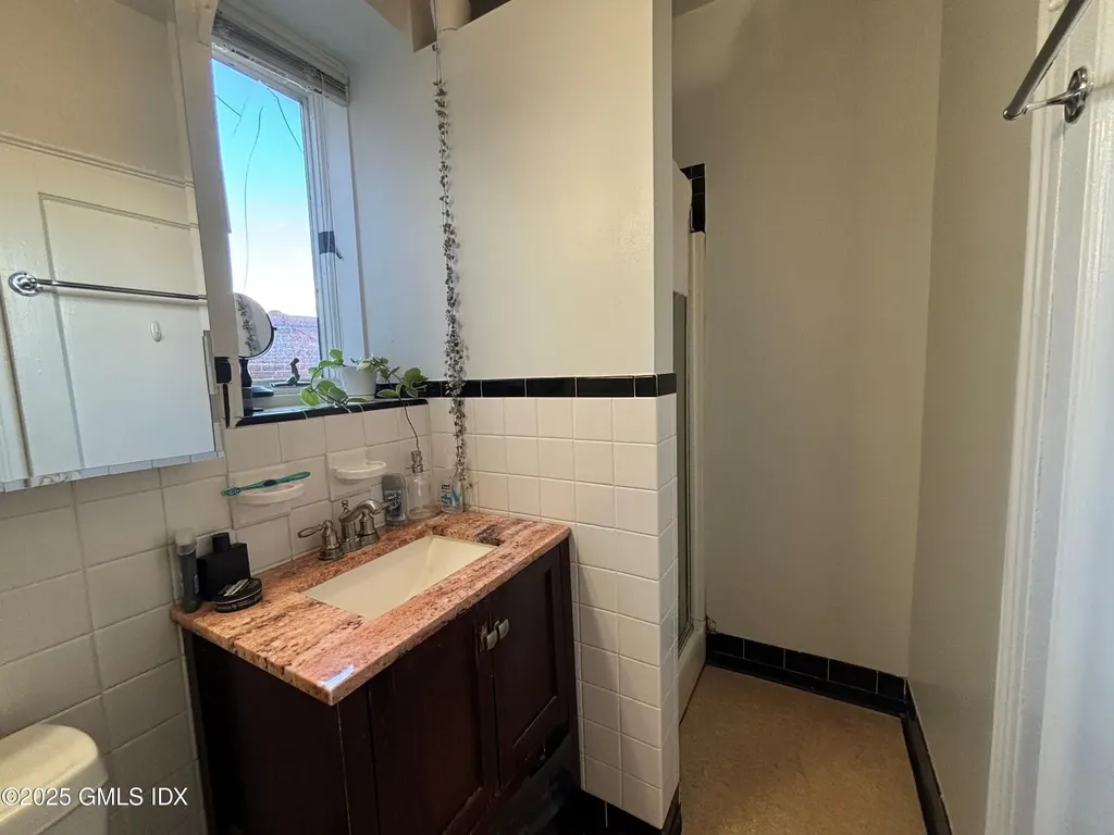 271 Greenwich Avenue Greenwich CT 06830