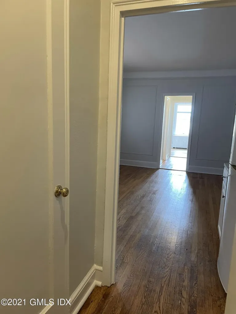 271 Greenwich Avenue Greenwich CT 06830