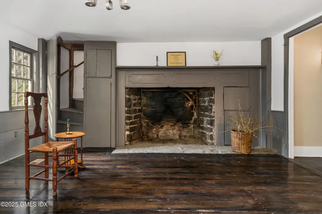 3 John Street Greenwich CT 06831