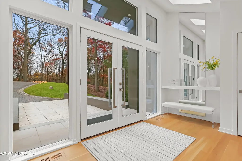 69 Taconic Road Greenwich CT 06831