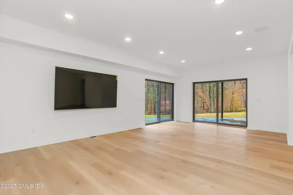 69 Taconic Road Greenwich CT 06831