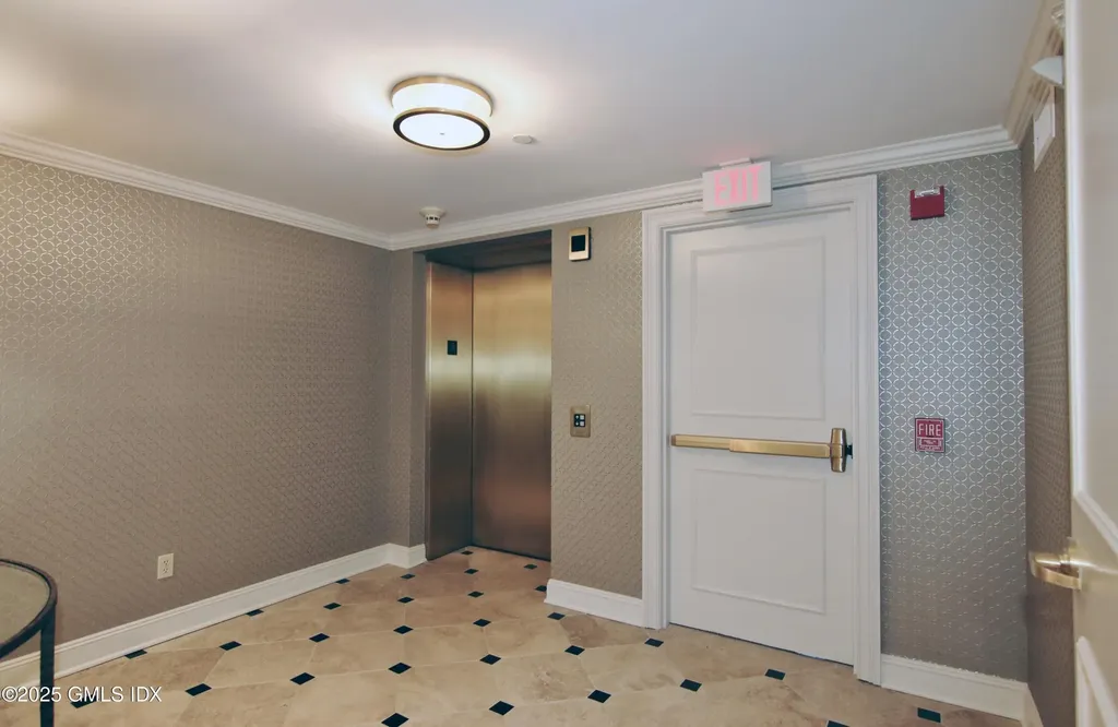 2 E Elm Street Greenwich CT 06830