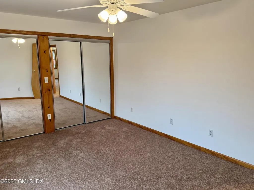 18 1/2 Morgan Avenue Greenwich CT 06831