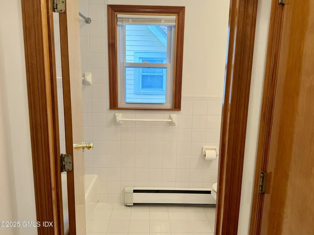 18 1/2 Morgan Avenue Greenwich CT 06831