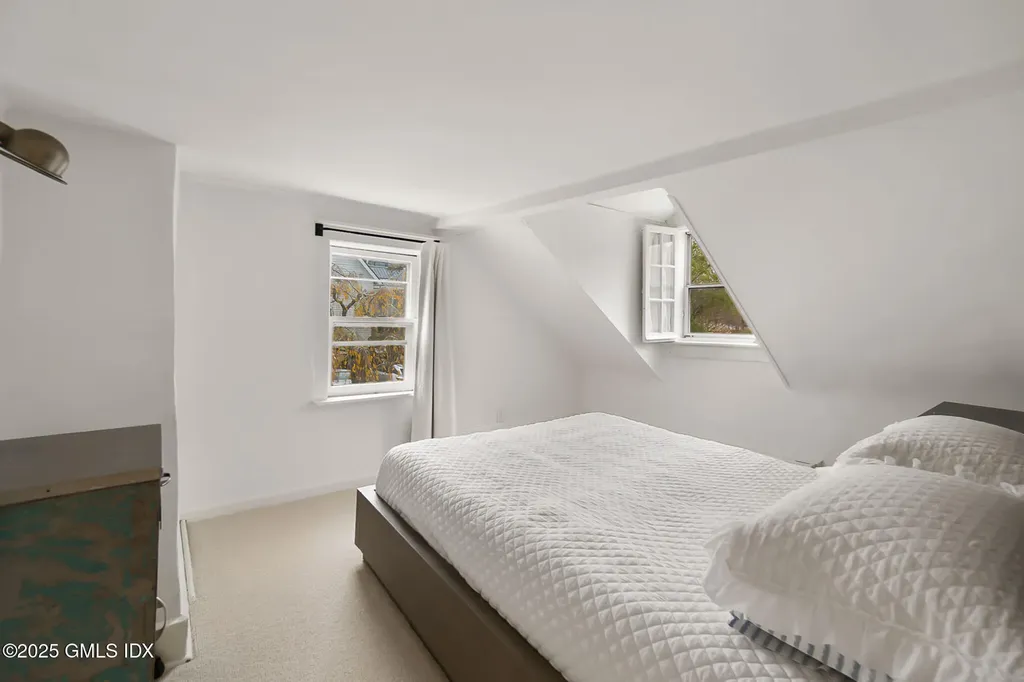 45 Burying Hill Road Greenwich CT 06831