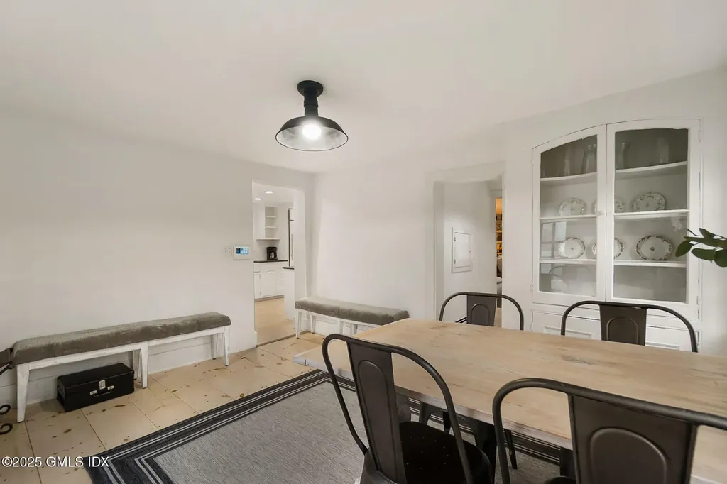 45 Burying Hill Road Greenwich CT 06831