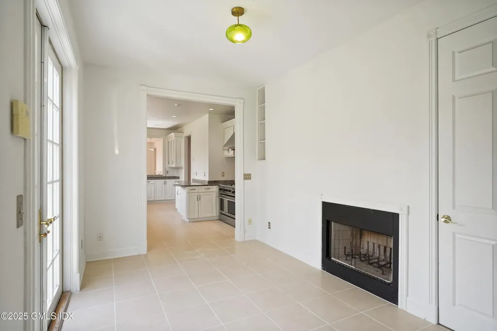 399 Stanwich Road Greenwich CT 06830