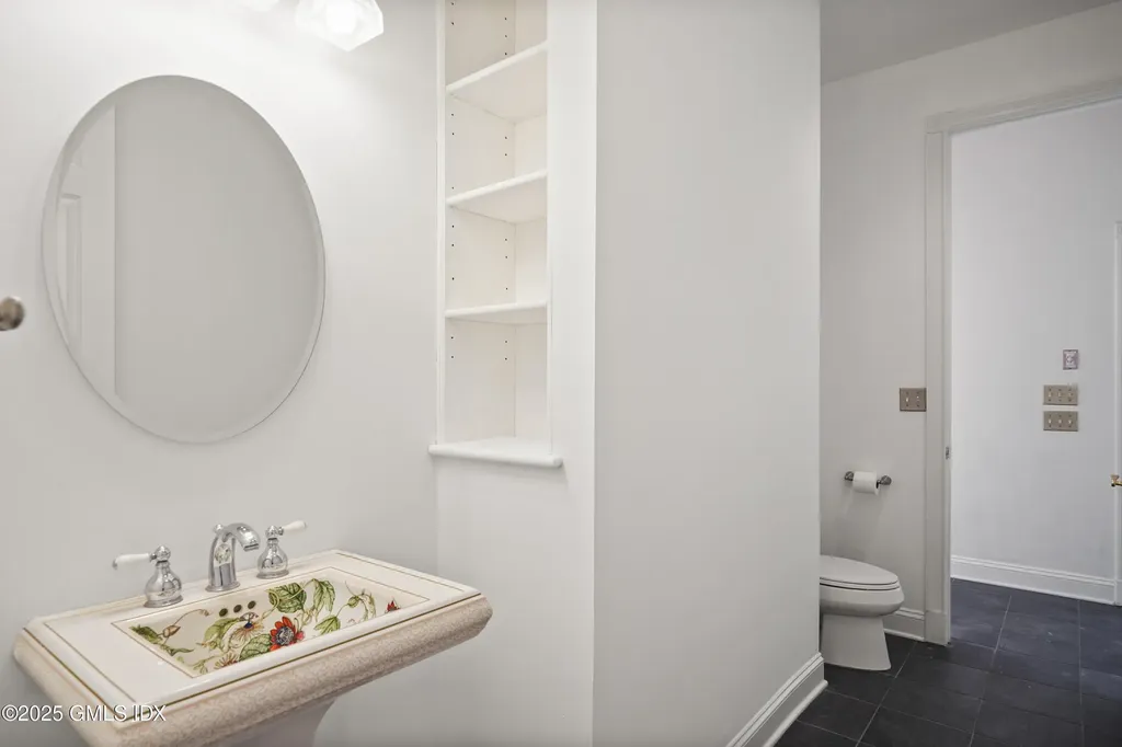 399 Stanwich Road Greenwich CT 06830